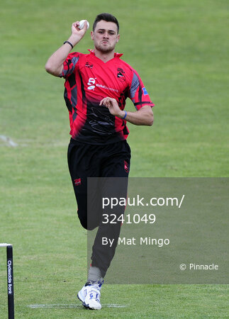 Somerset v Leicestershire 160613
