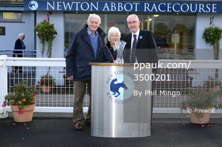 Newton Abbot Races, Newton Abbot, UK - 21 Oct 2023