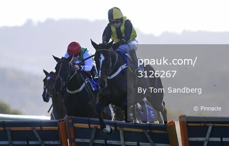 Taunton Races, Taunton, UK - 25 Nov 2021