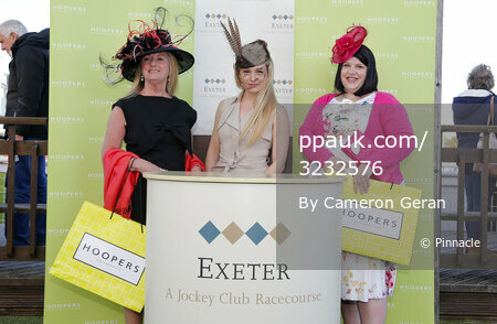 Exeter Races, Exeter, UK - 8 May 2018