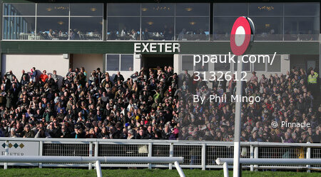 Exeter Races, Exeter, UK - 1 Jan 2019