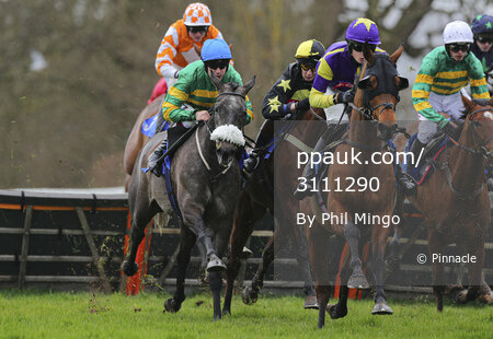 Taunton Races, Taunton, UK - 9 Mar 2020