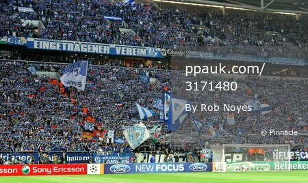 Schalke v Man Utd  260411